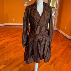 Cache rain jacket Small (will fit medium)